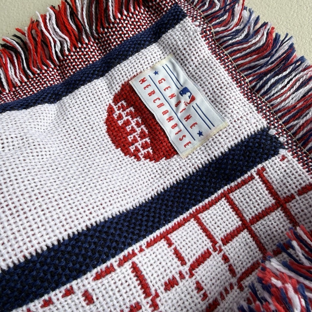 VINTAGE MLB Atlanta Braves Baseball Throw Blanket 56"x 43" Made in USA - Picture 2 of 6